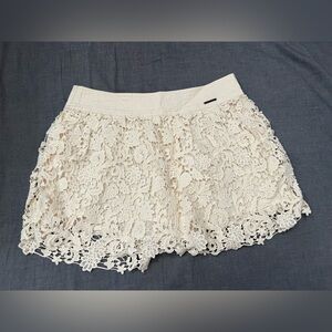 abercrombie and fitch ruffled boho skirt